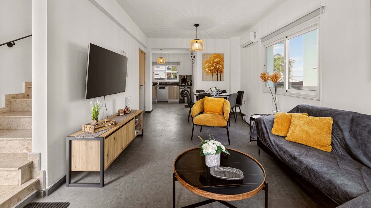 Photo of Livingroom in Cape Greko