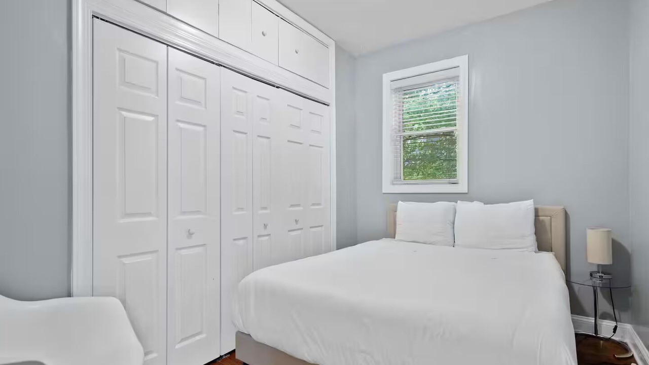 Photo of Bedroom in Sheffield Neighbors