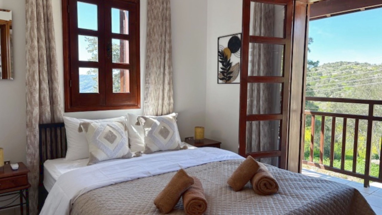 Photo of Bedroom in Pano Arodhes