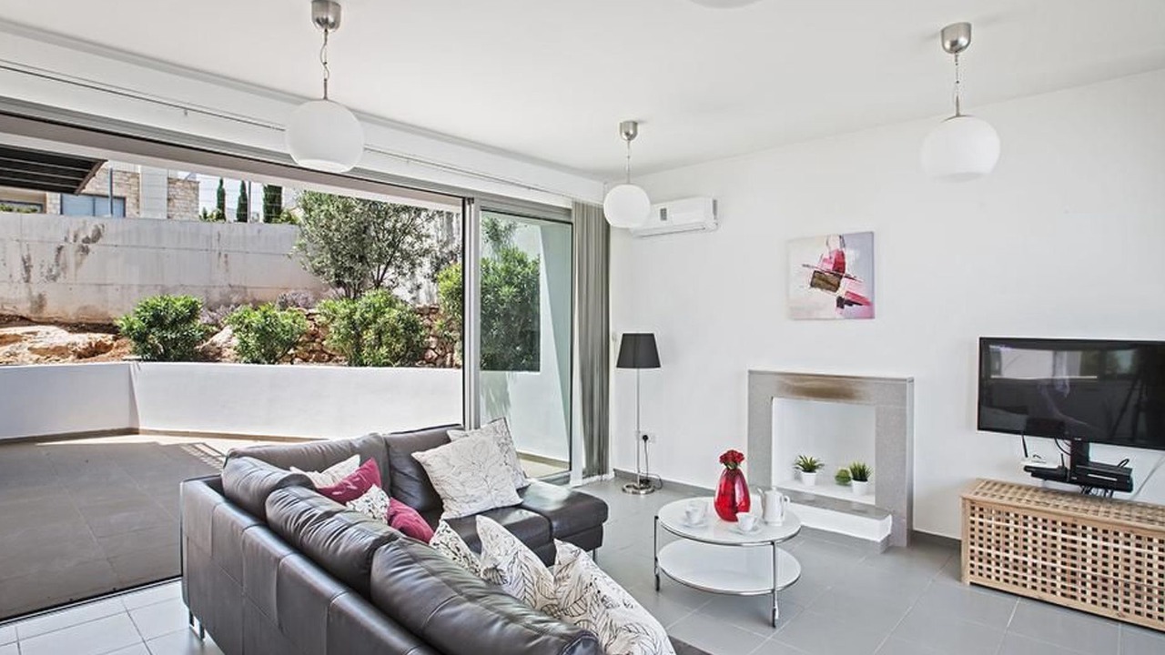 Photo of Livingroom in Latchi