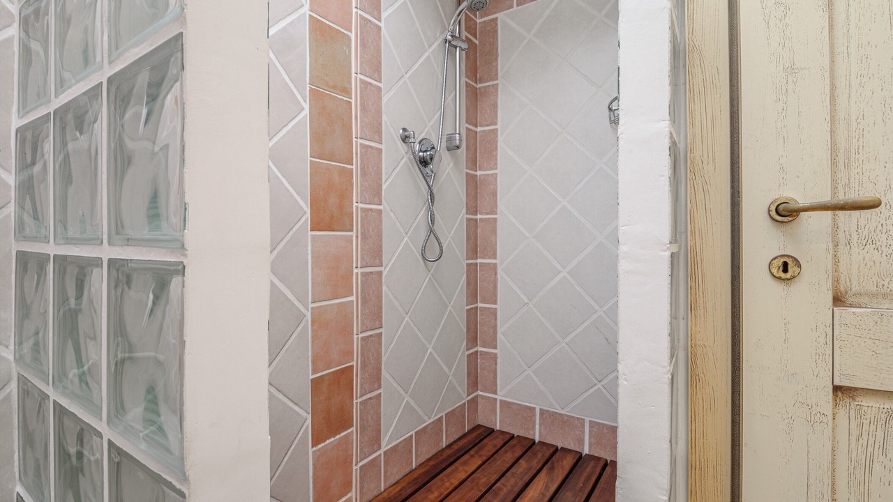 Photo of Bathroom in Baia Caddinas