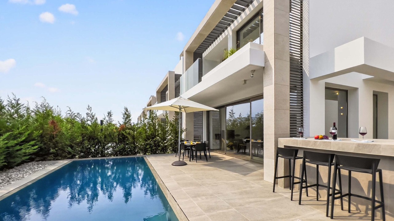 Photo of Outdoor in Kapparis