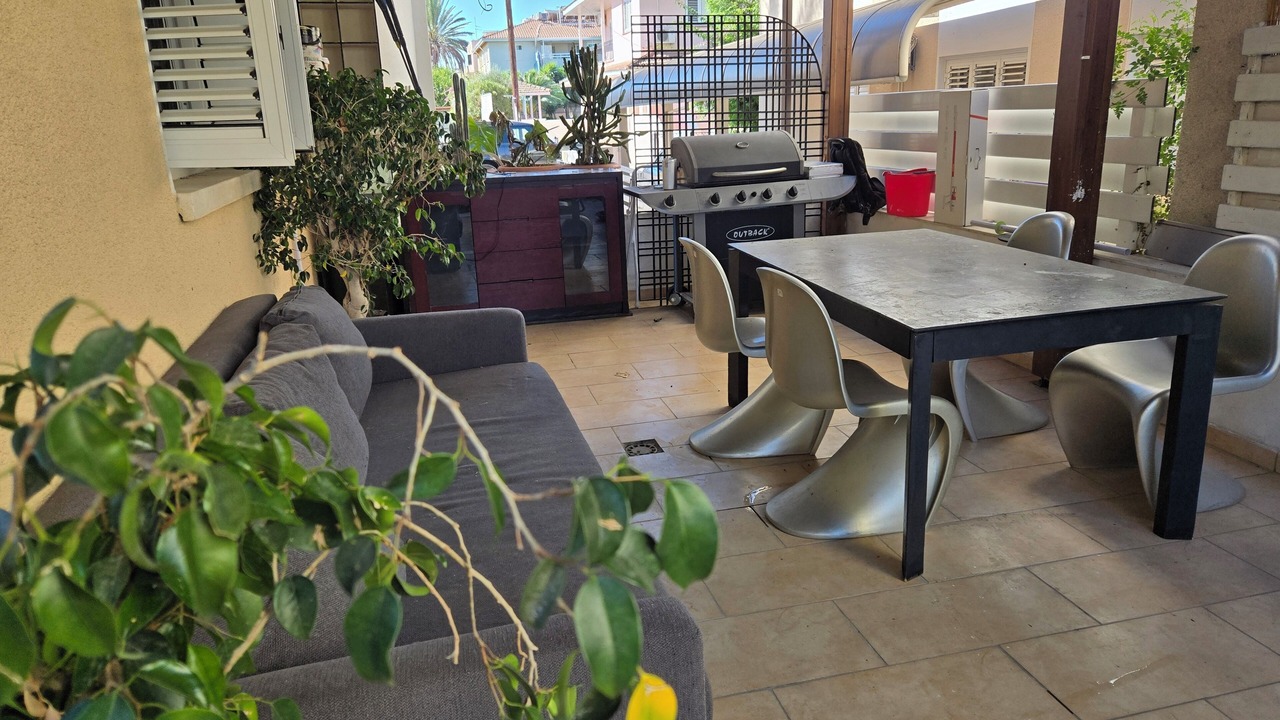 Photo of Outdoor in Egkomi