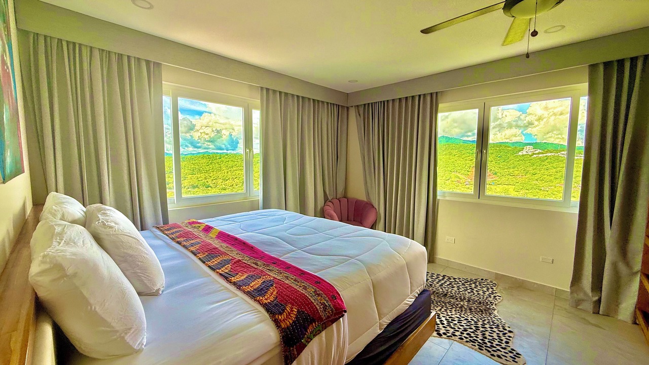 Photo of Bedroom in Pacific Marlin