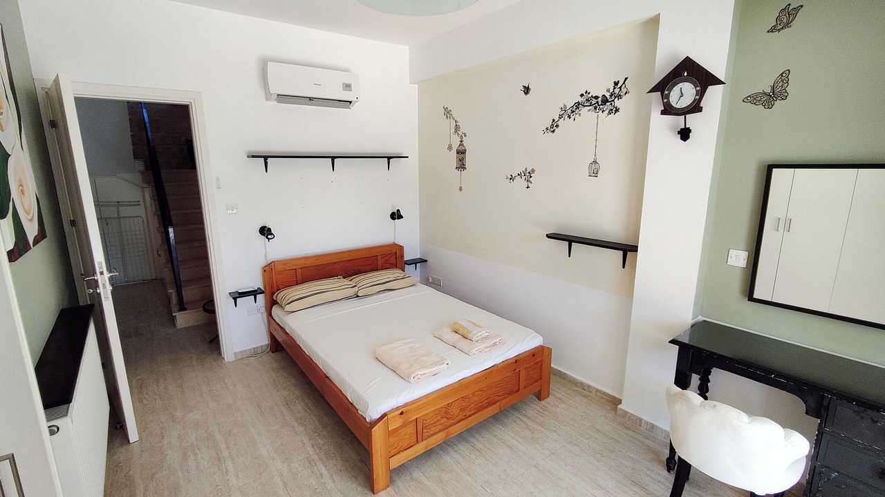 Photo of Bedroom in Pano Arodhes