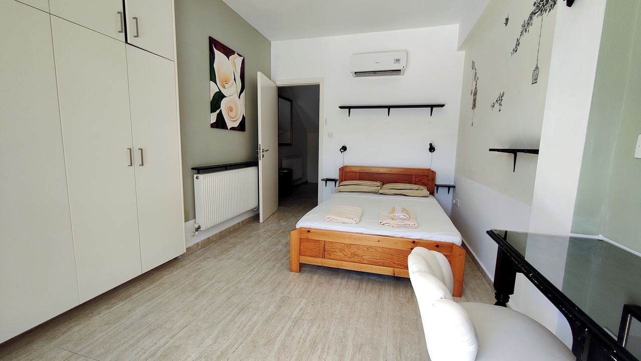 Photo of Bedroom in Pano Arodhes