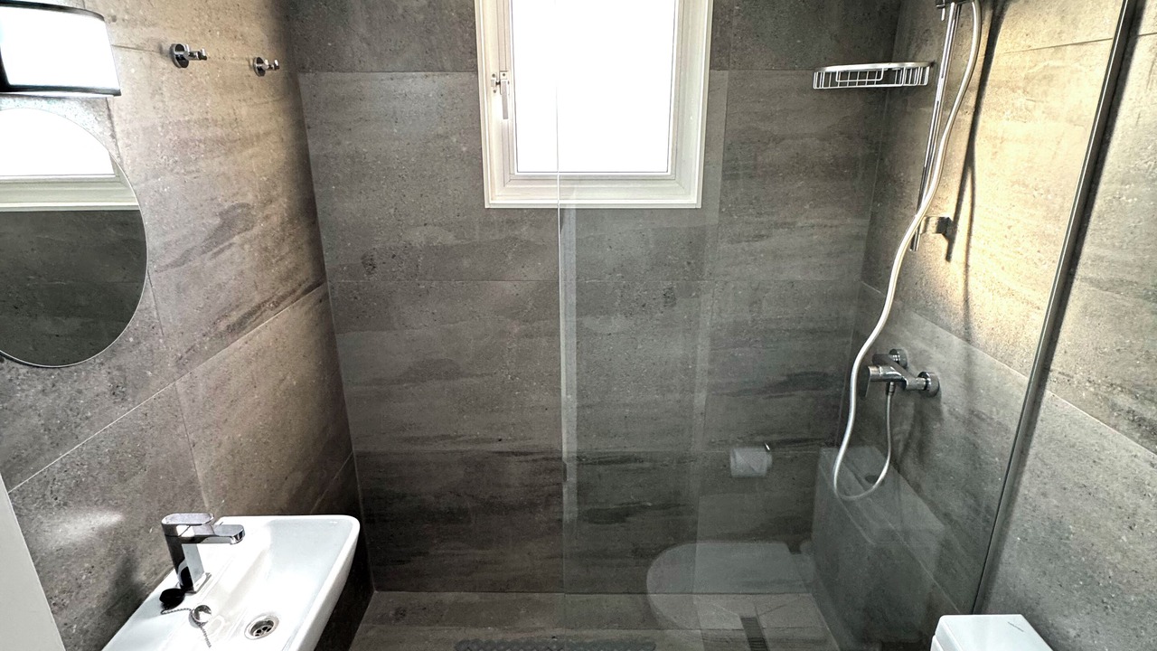 Photo of Bathroom in Pervolia