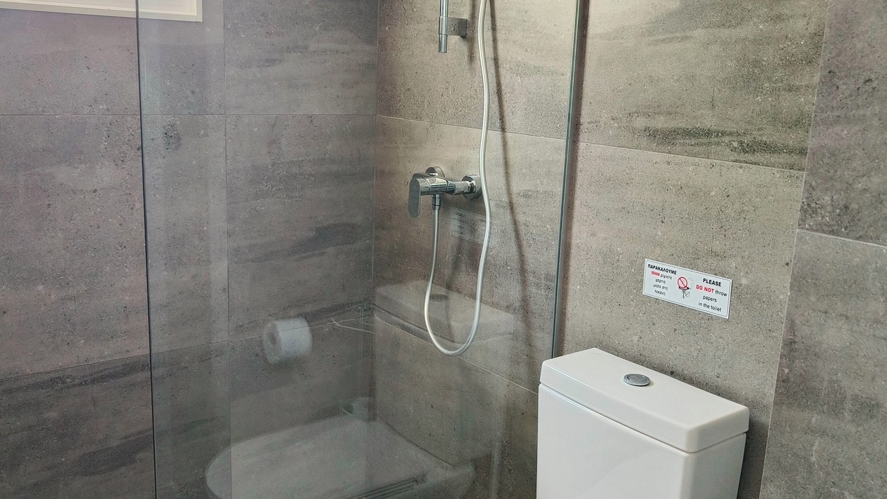 Photo of Bathroom in Pervolia
