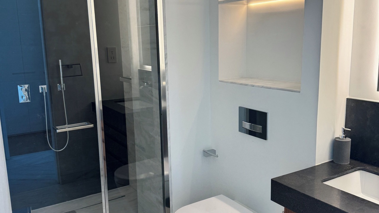 Photo of Bathroom in Neapolis