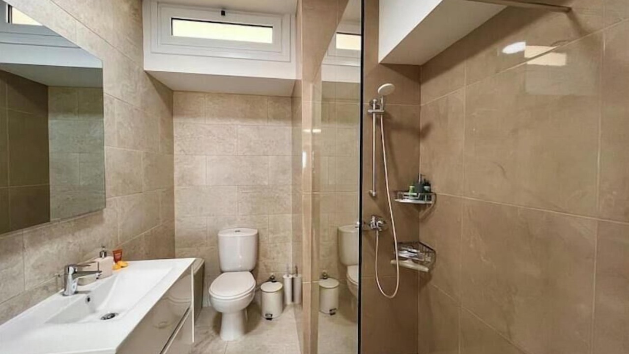 Photo of Bathroom in Oroklini