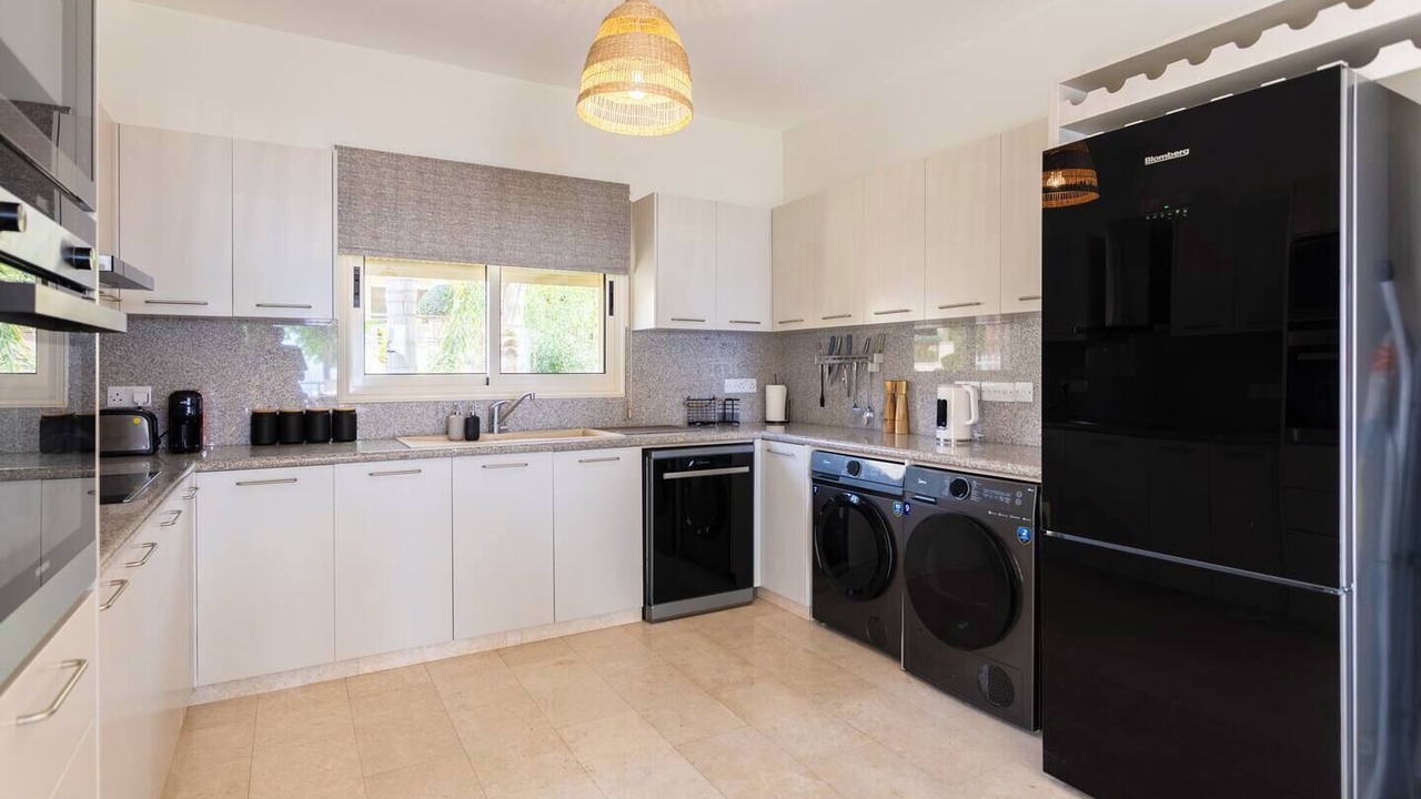 Photo of Kitchen in Agios Tychon