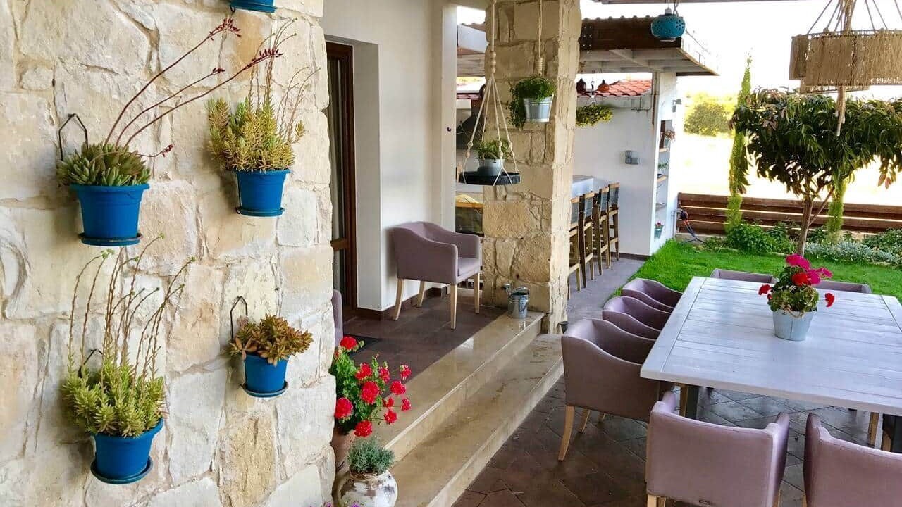 Photo of Outdoor in Anogyra