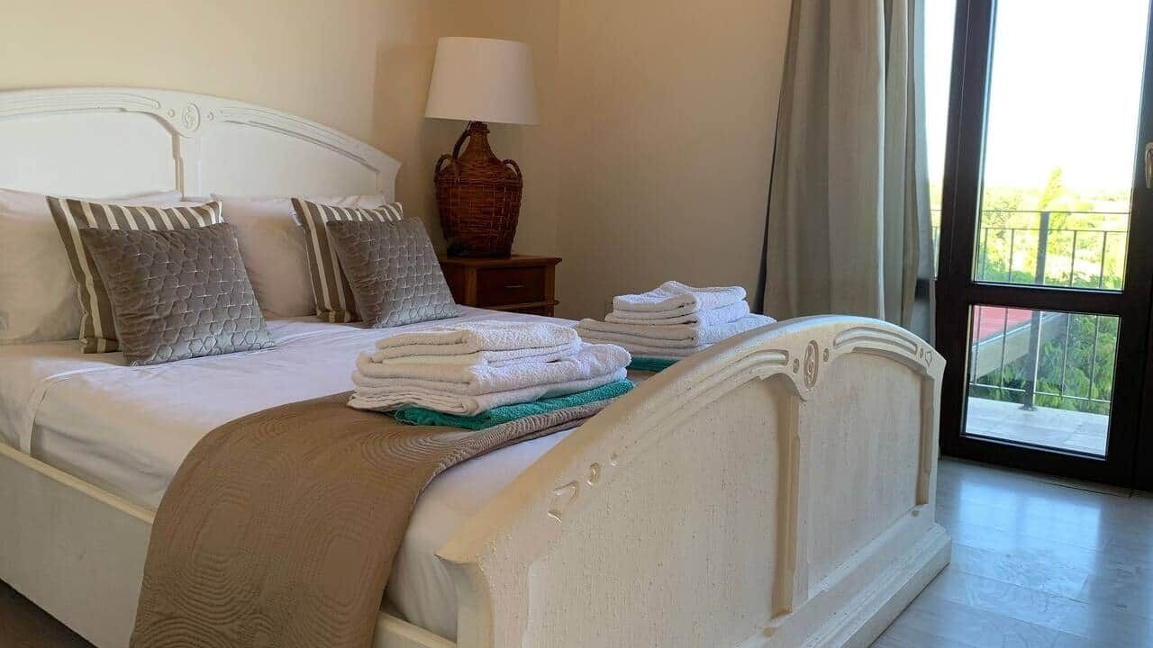 Photo of Bedroom in Anogyra