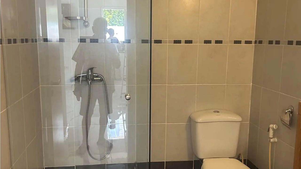Photo of Bathroom in Oroklini