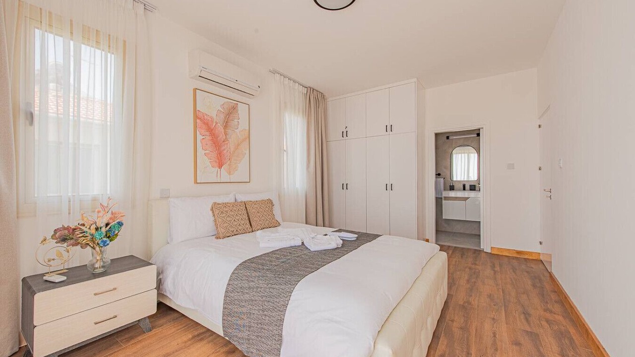 Photo of Bedroom in Mazotos