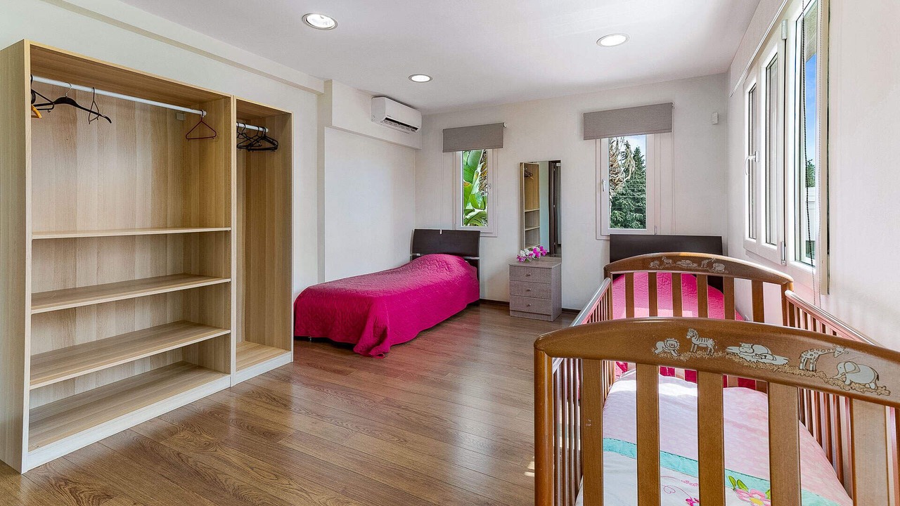 Photo of Bedroom in Universal