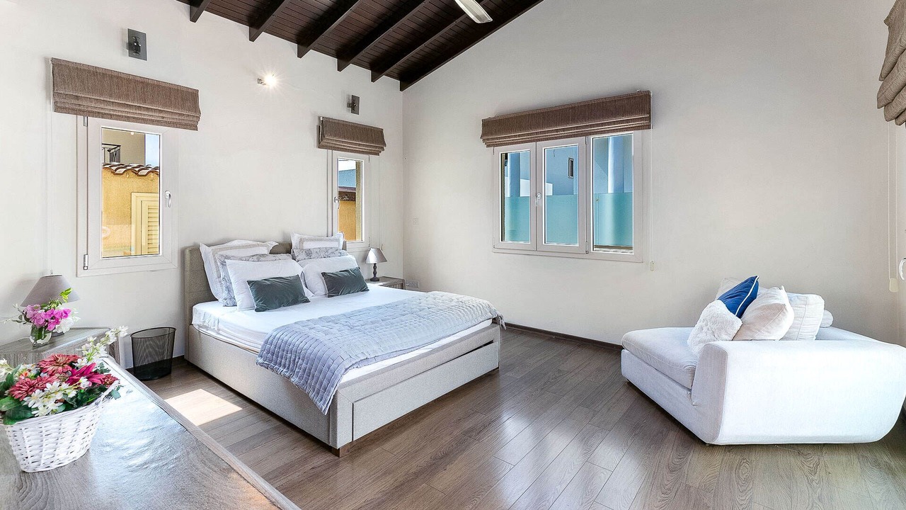 Photo of Bedroom in Universal