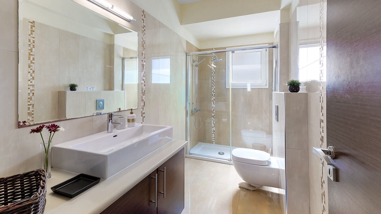 Photo of Bathroom in Universal