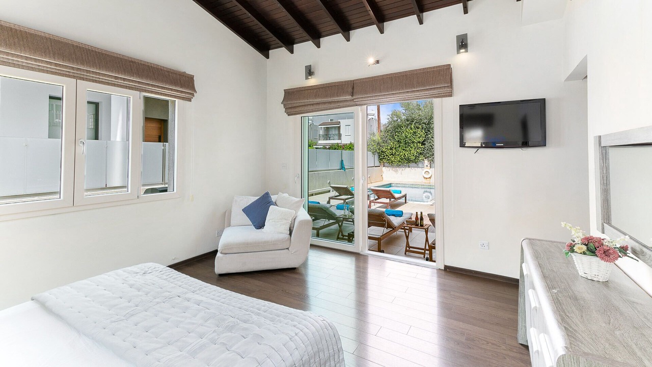 Photo of Bedroom in Universal