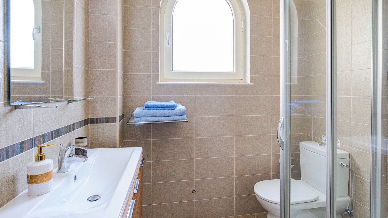 Photo of Bathroom in Universal
