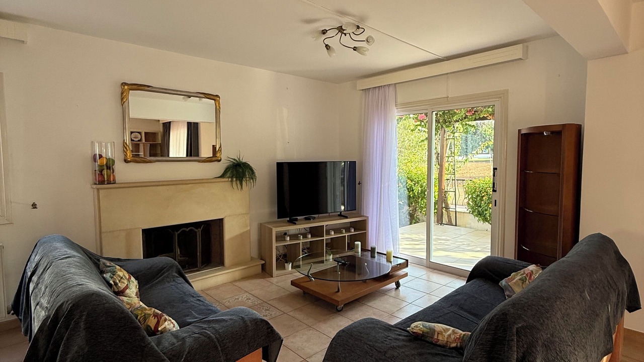 Photo of Livingroom in Pernera