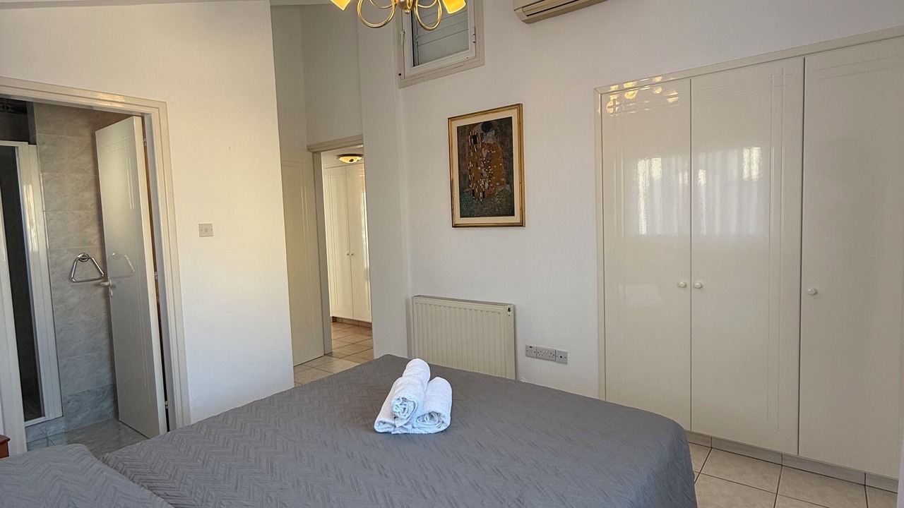 Photo of Bedroom in Pernera