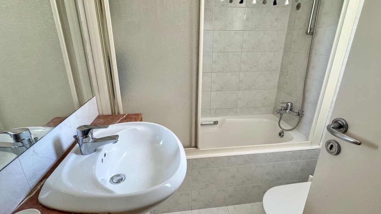 Photo of Bathroom in Neapolis