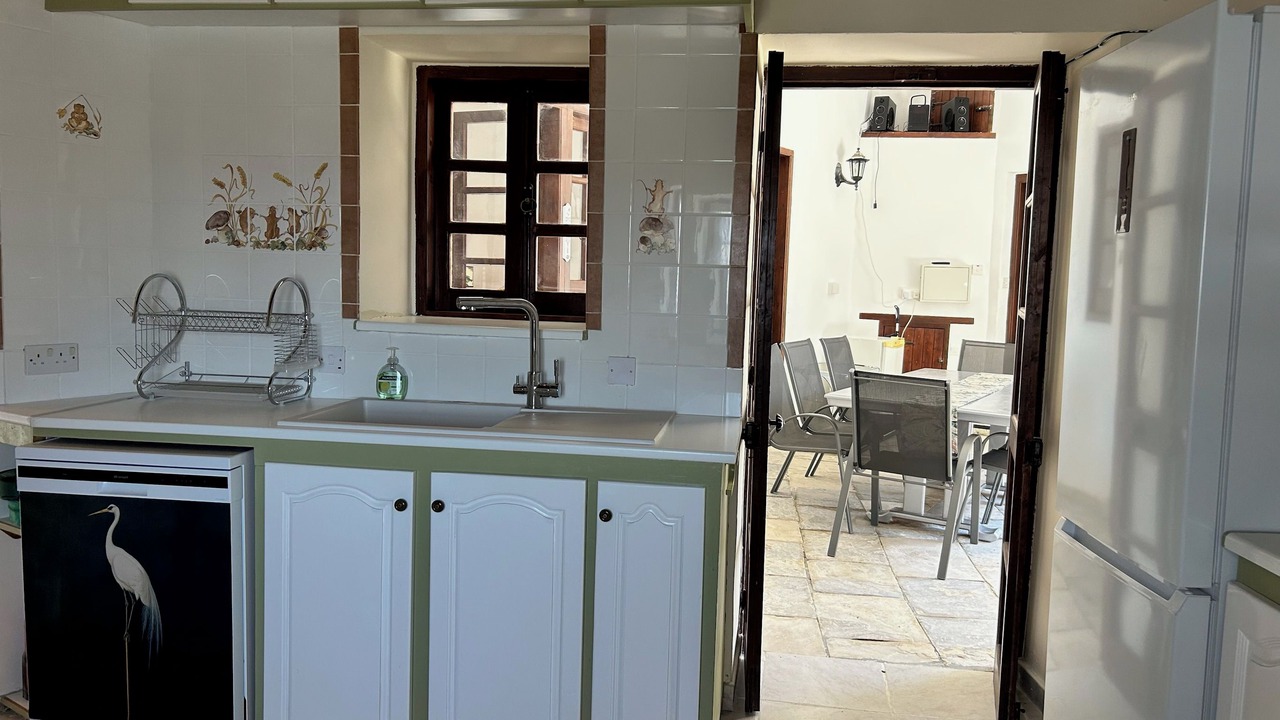 Photo of Kitchen in Pentakomo