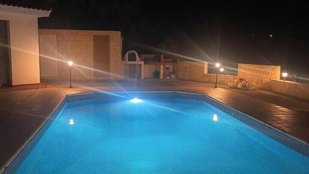 Photo of Outdoor in Pomos