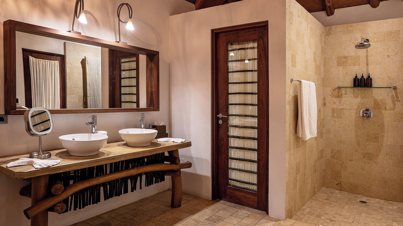 Photo of Bathroom in Guacalito de La Isla