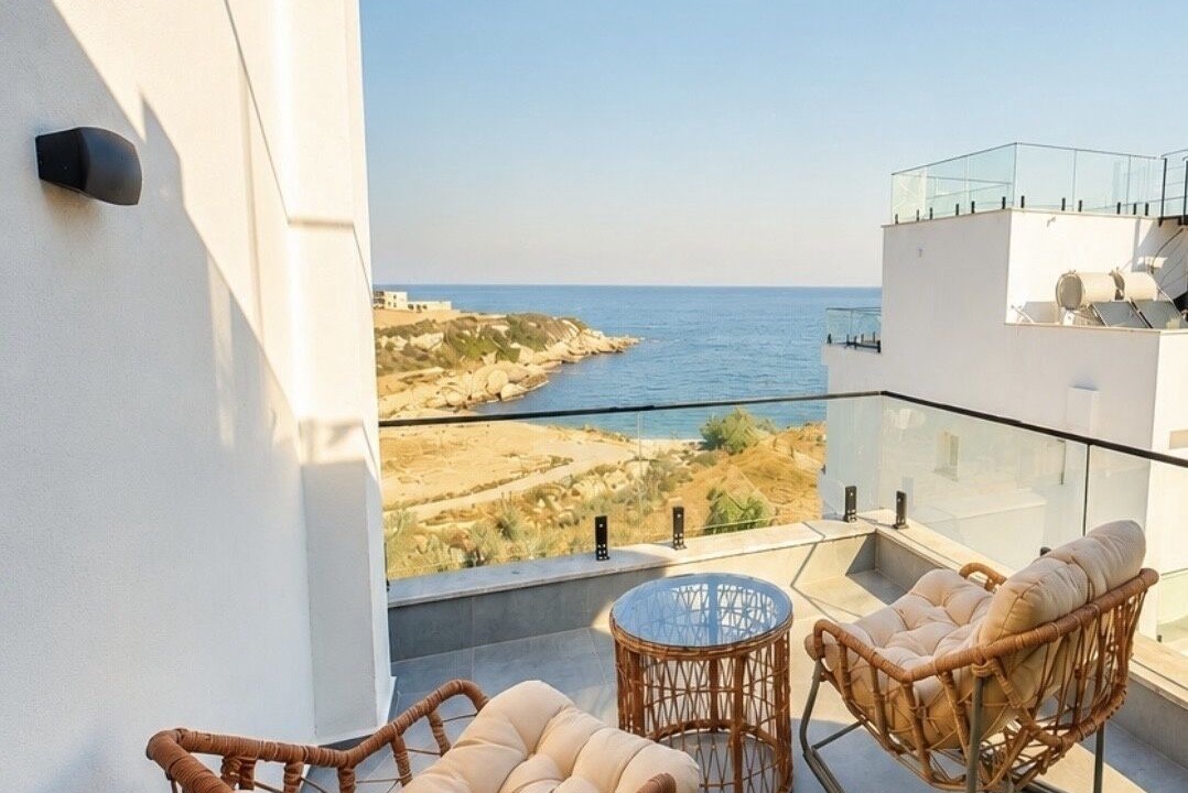 Photo of Patio Balcony in Esentepe