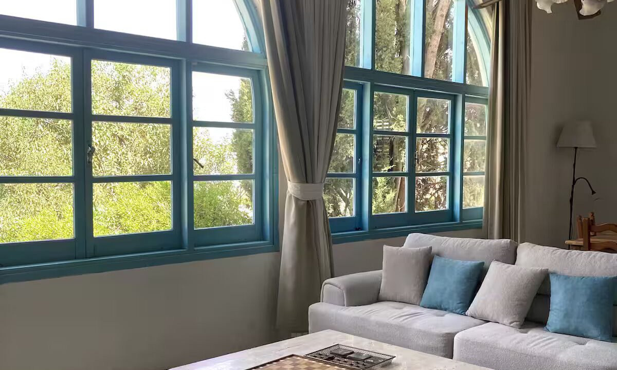 Photo of Livingroom in Kyrenia District