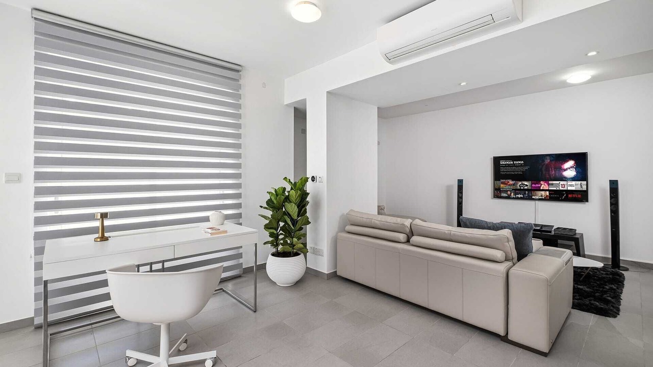 Photo of Livingroom in Latchi