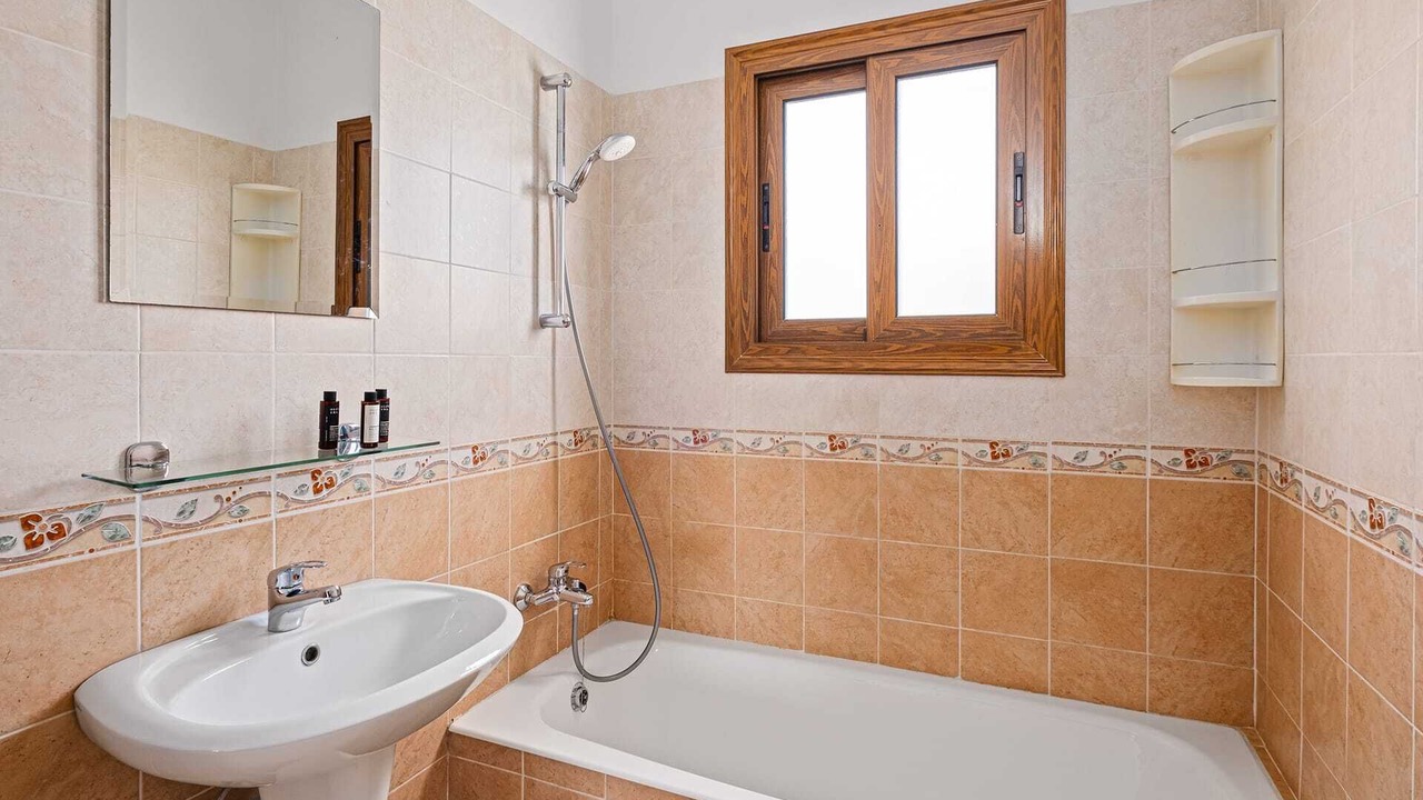 Photo of Bathroom in Kissonerga