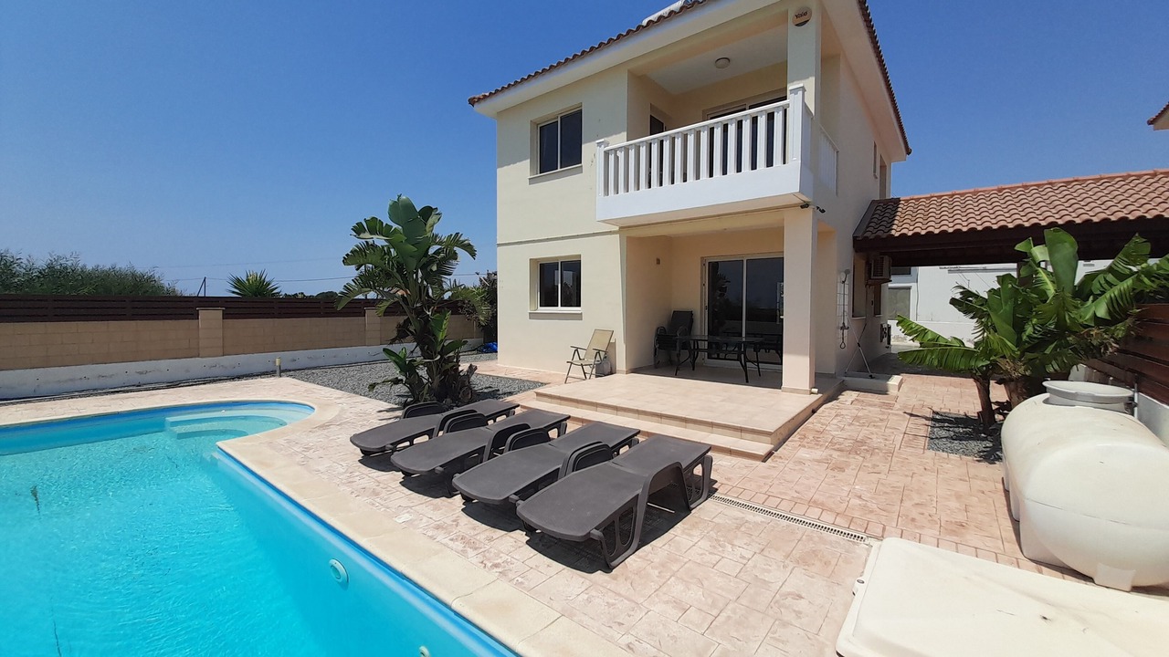 Photo of Outdoor in Pervolia