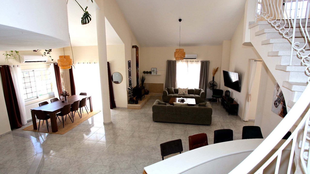 Photo of Livingroom in Pissouri