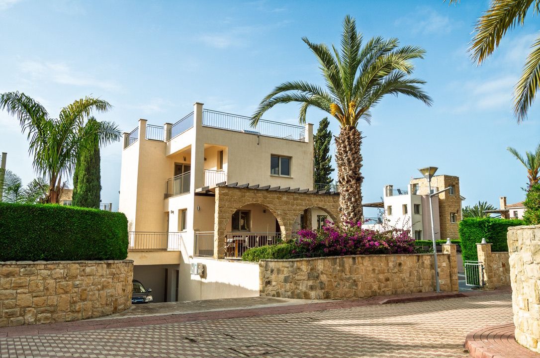 Photo of Outdoor in Polis