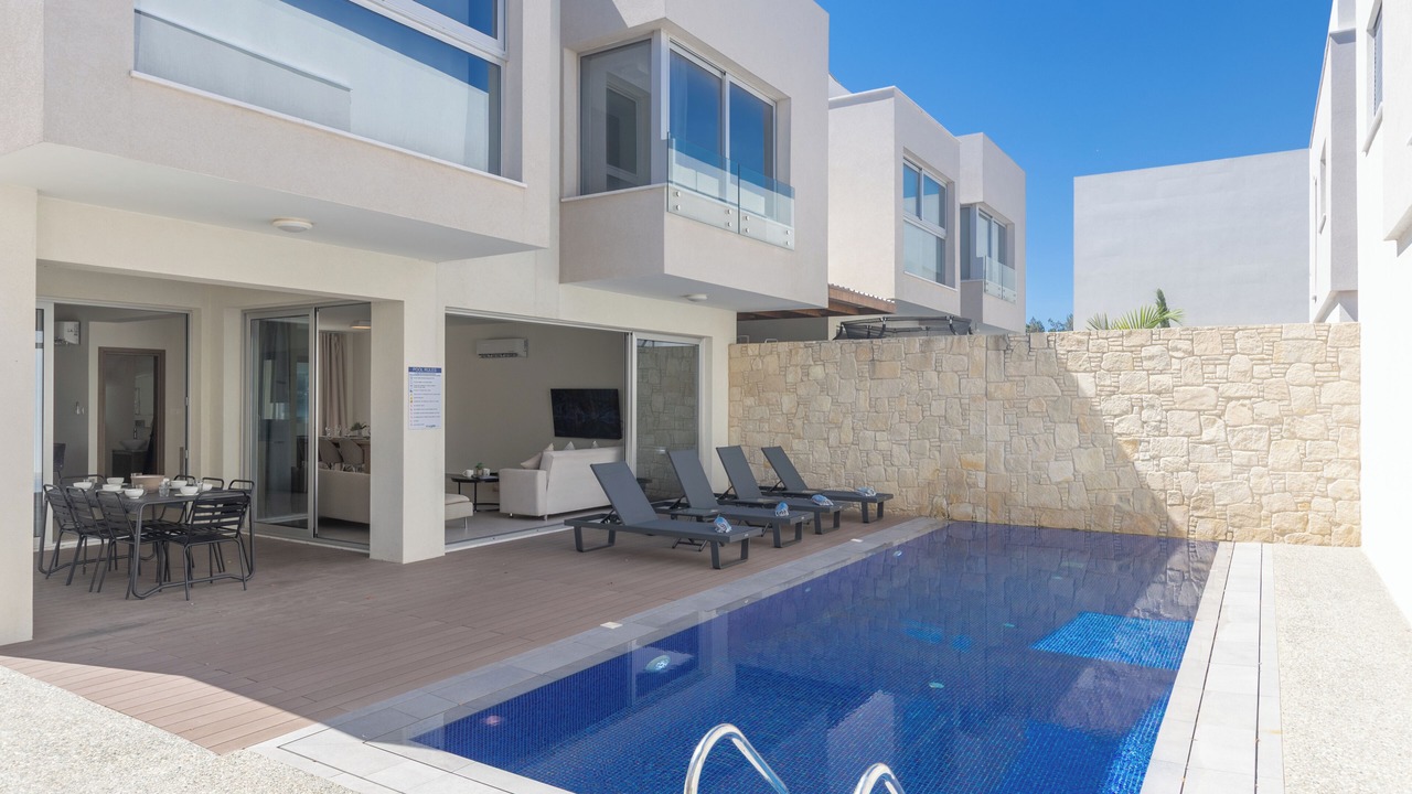Photo of Outdoor in Kapparis