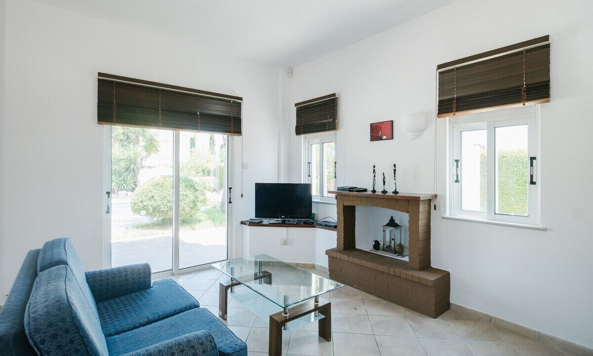 Photo of Livingroom in Latchi