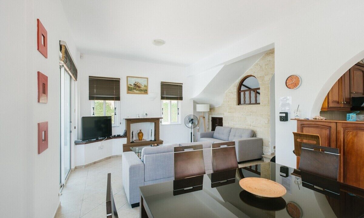 Photo of Livingroom in Latchi