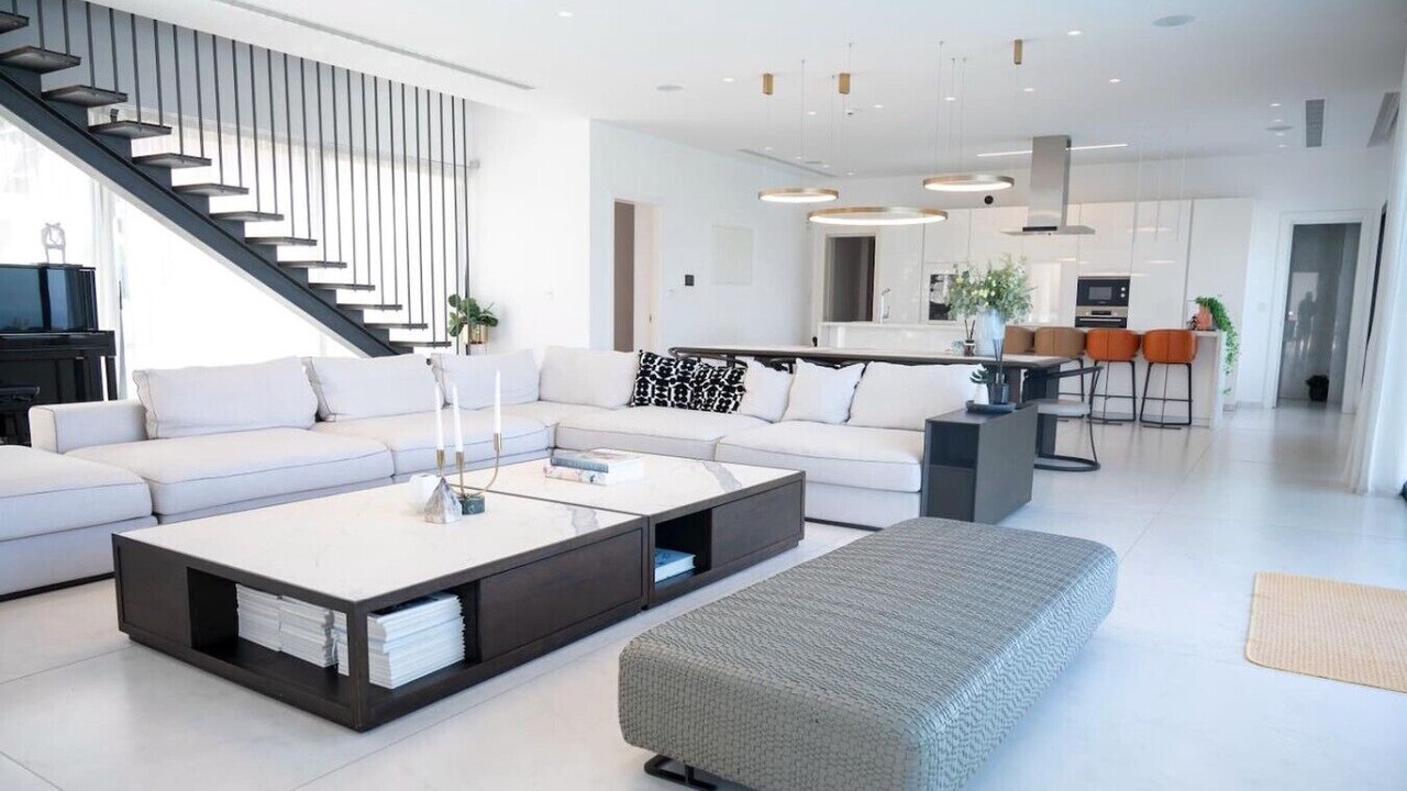 Photo of Livingroom in Peyia Town