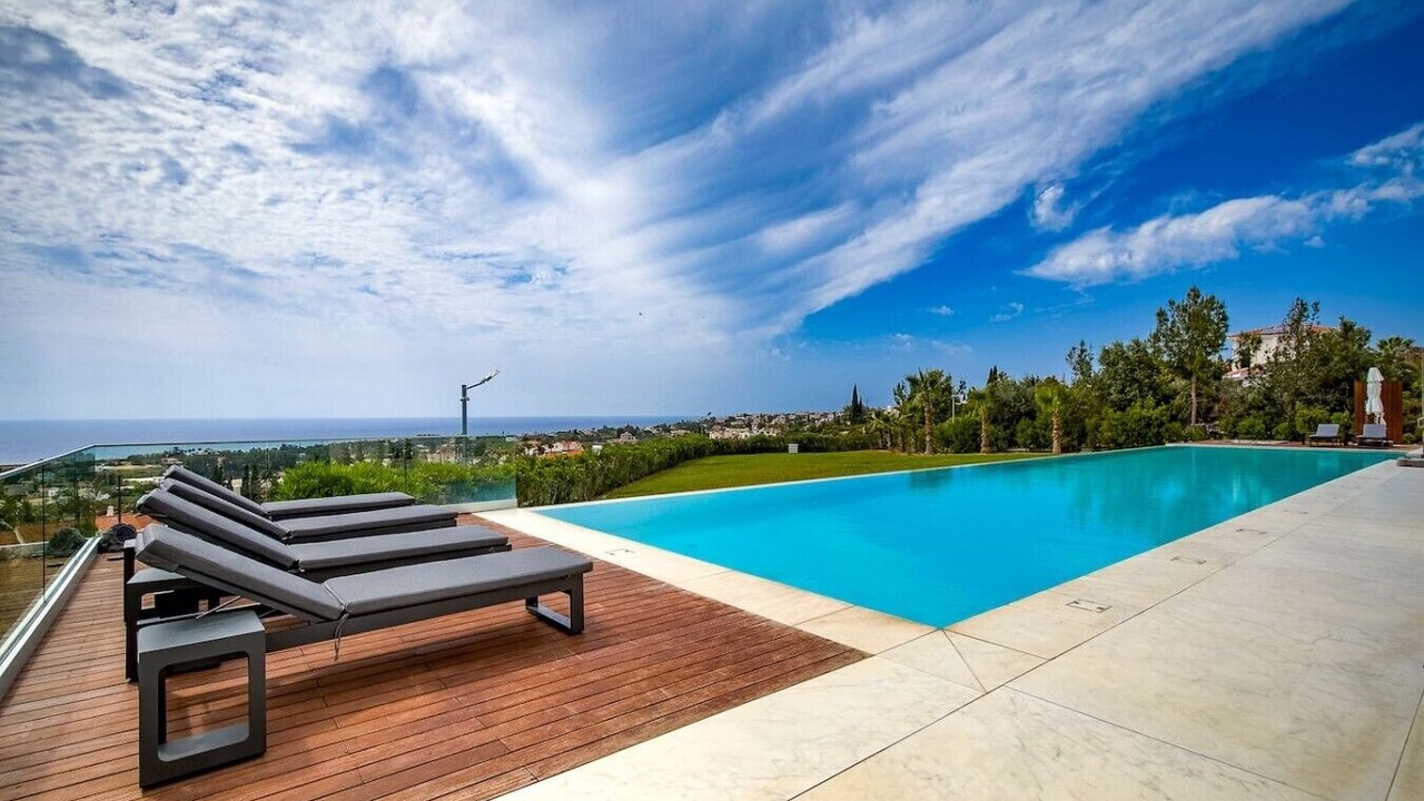 Photo of Outdoor in Peyia Town