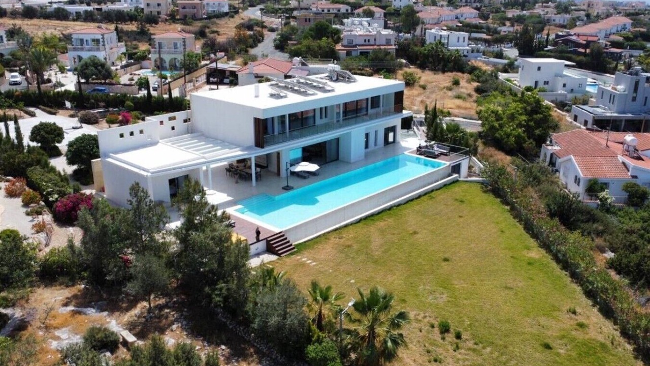 Photo of Outdoor in Peyia Town