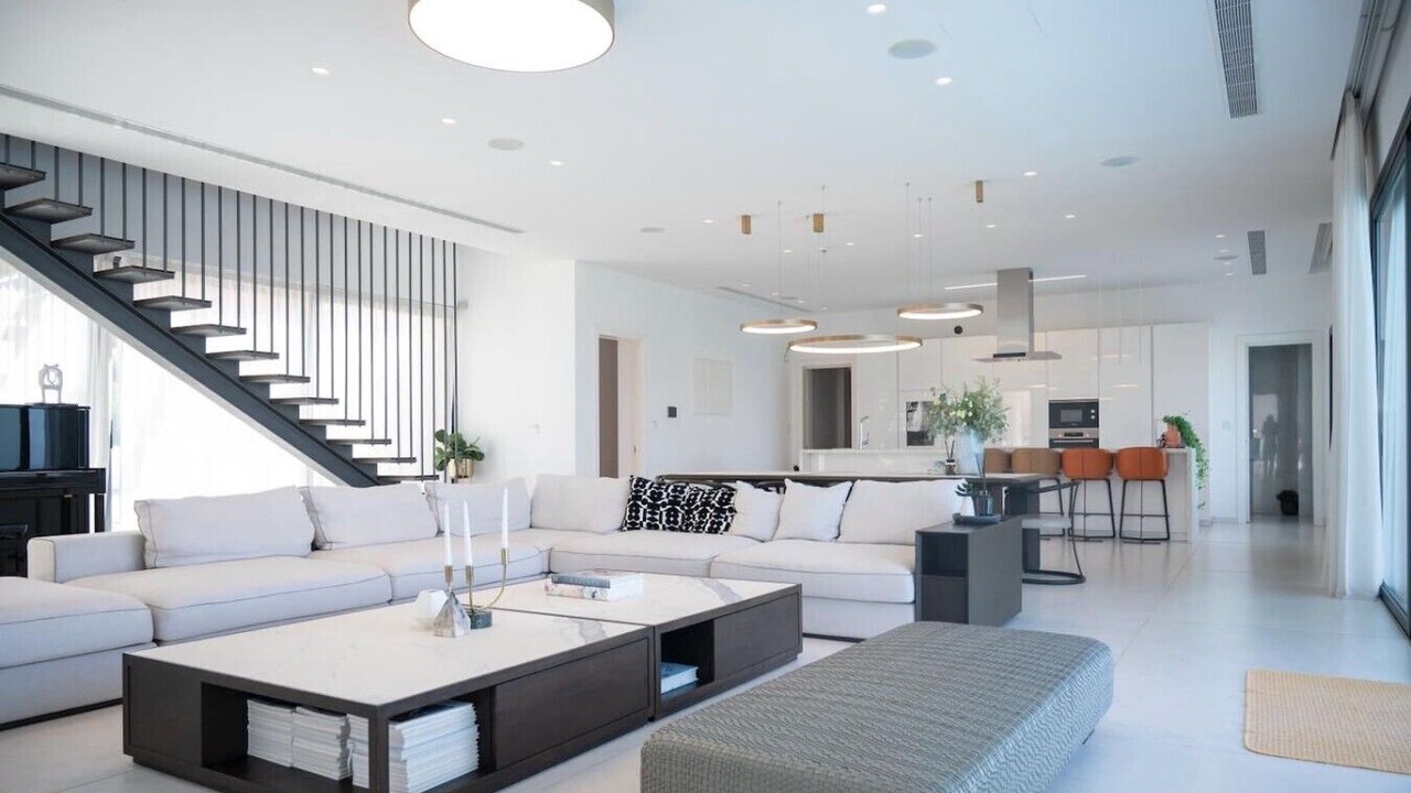 Photo of Livingroom in Peyia Town