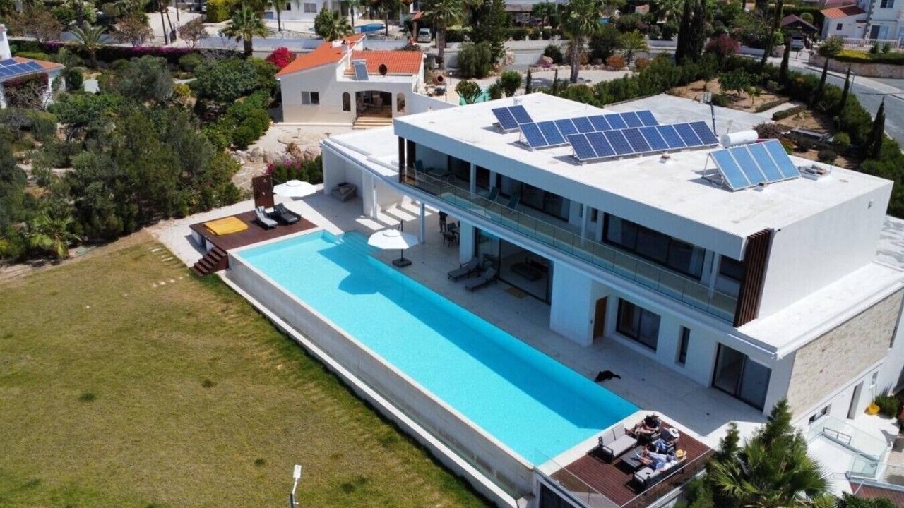 Photo of Outdoor in Peyia Town