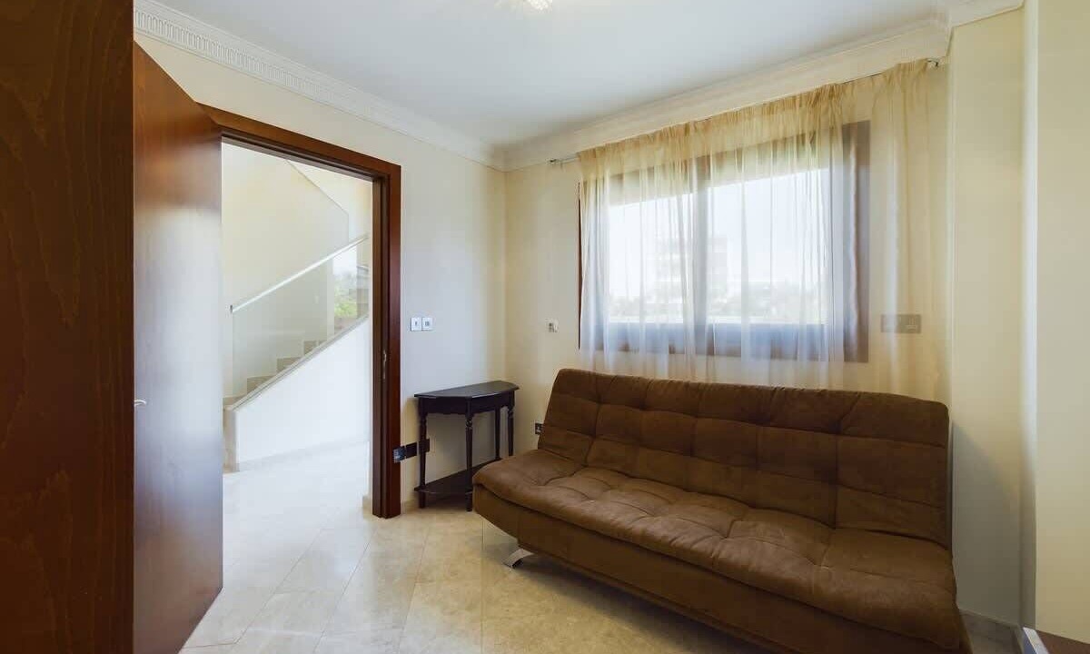 Photo of Livingroom in Pervolia