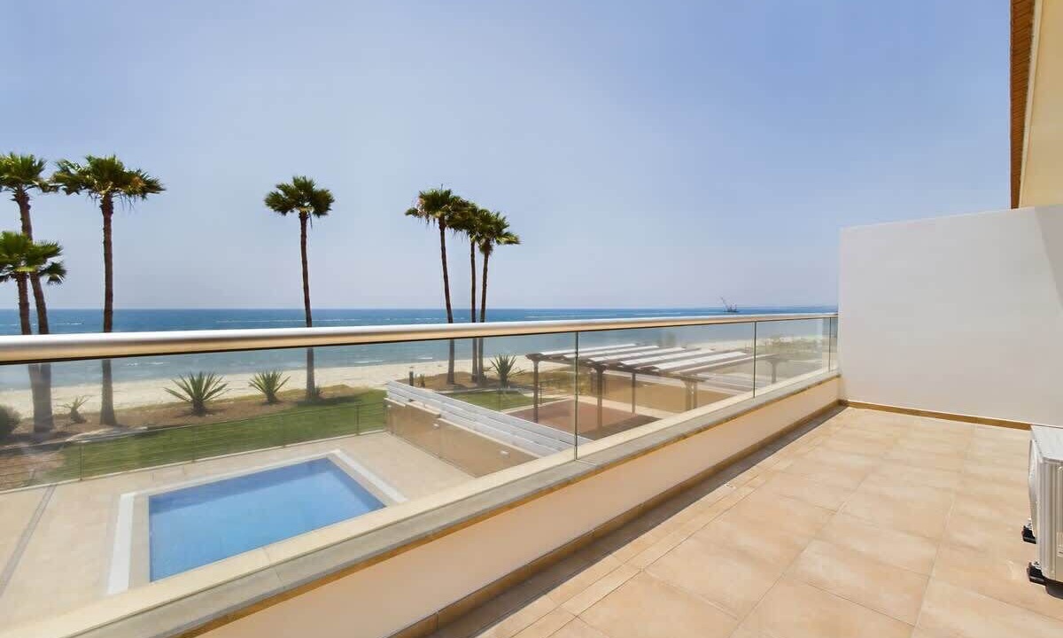 Photo of Outdoor in Pervolia