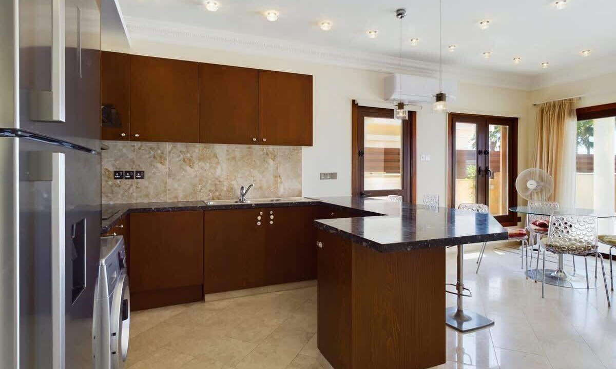 Photo of Kitchen in Pervolia