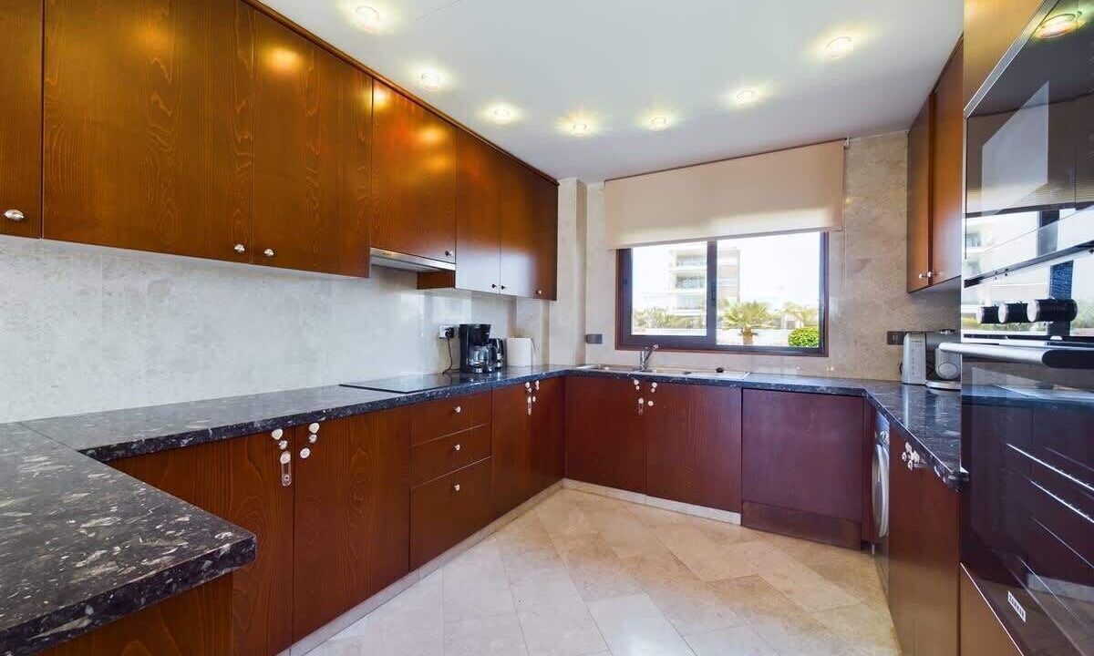 Photo of Kitchen in Pervolia
