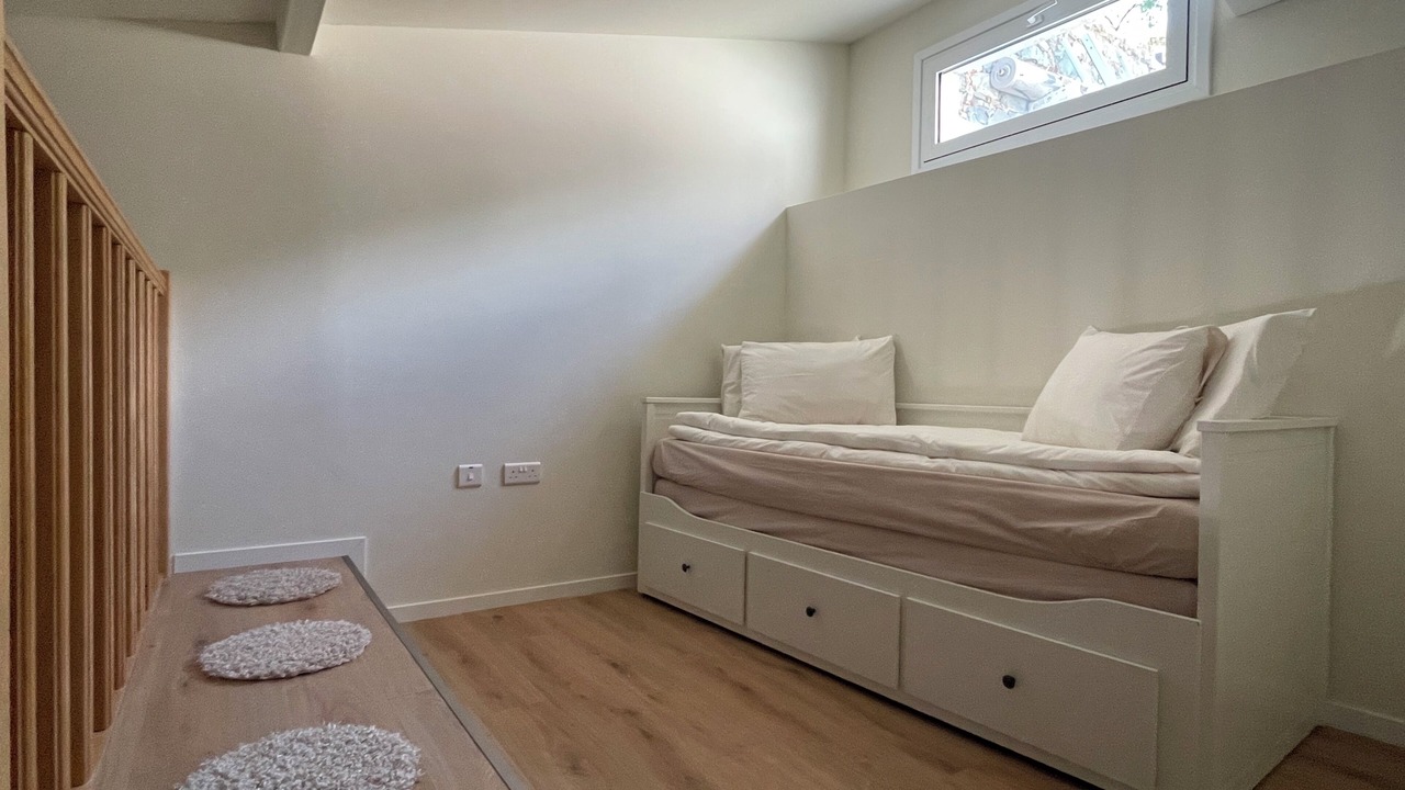 Photo of Bedroom in Politiko
